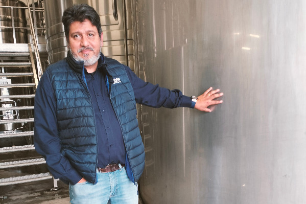 Des betteraviers deviennent vignerons en Somme