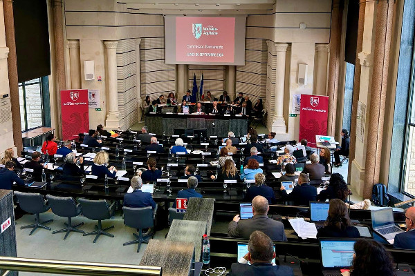 420 000 € pour aider 30 caves coopératives à se restructurer