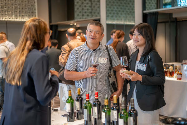 Friand de vins rouges français, le marché Taïwanais s'ouvre aux blancs et effervescents