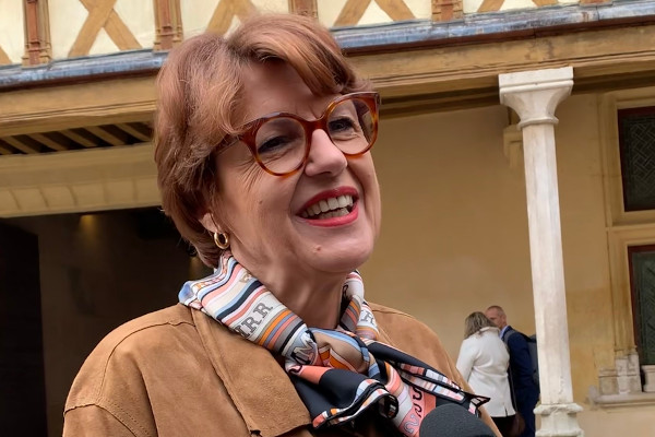 Le vignoble garde sa ministre et ses appels à l’aide