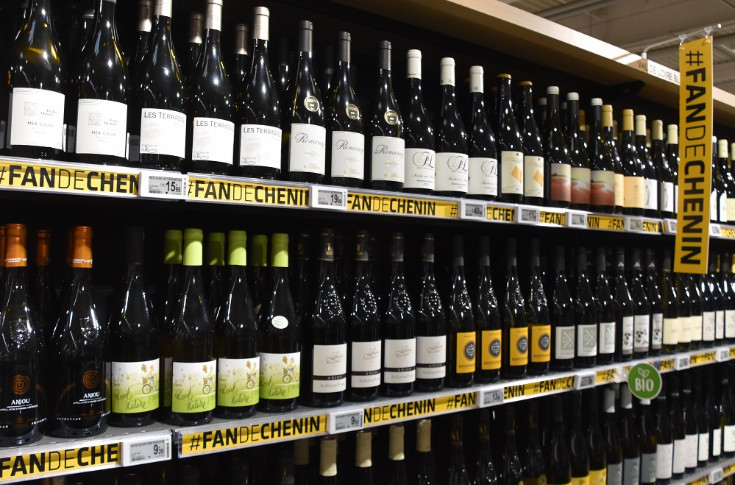 Le linéaire vin travaillé comme un 