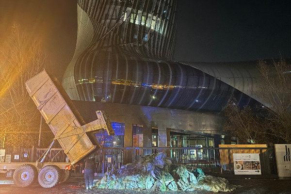 Bennes de déchets agricoles pour la Cité du Vin et le CIVB : 