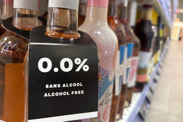 L’Europe officialise le vin sans alcool 0,0 % sans faille, mais pas sans soupirs
