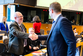 Les 6 hybrides interdits le restent pour la production de vin : 