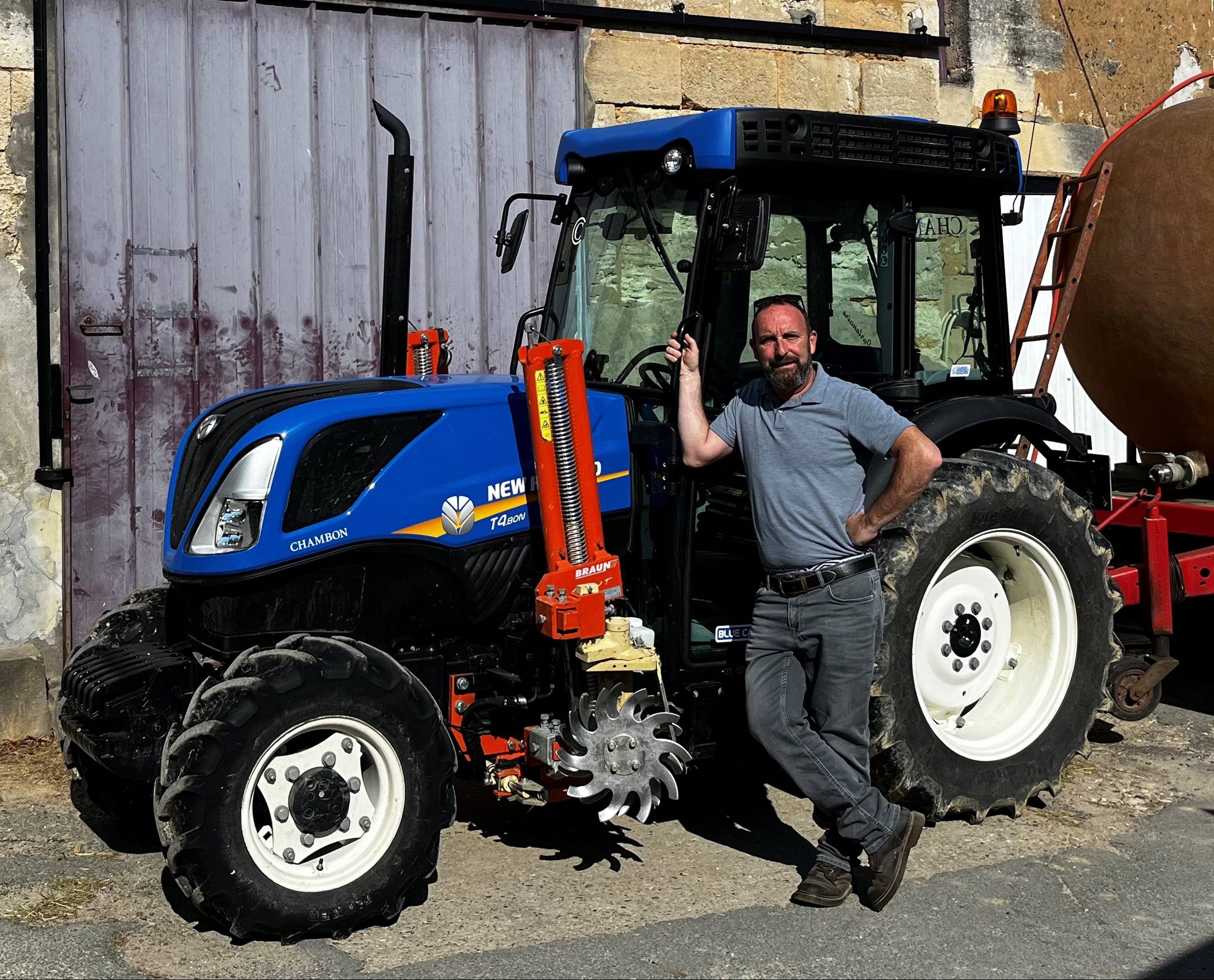 JErOmeDonzeaudChateauSauman.jpg JErOmeDonzeaudChateauSauman.jpg