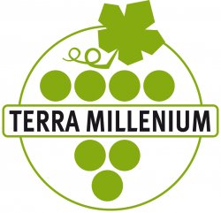 Signature de la Charte TERRA MILLENIUM démarche innovante dédiée à la gestion raisonnée de la fertilisation et de la nutrition de la vigne 