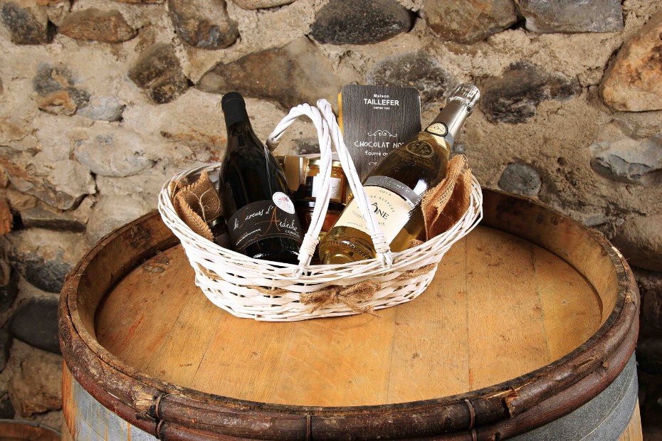  Comment Cav'Service simplifie la gestion des emballages pour les professionnels du vin et des spiritueux